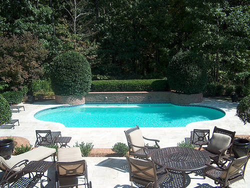 5 Simple Ways to Renovate Your Inground Pool Space  