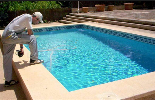 National vs. Local Pool Service